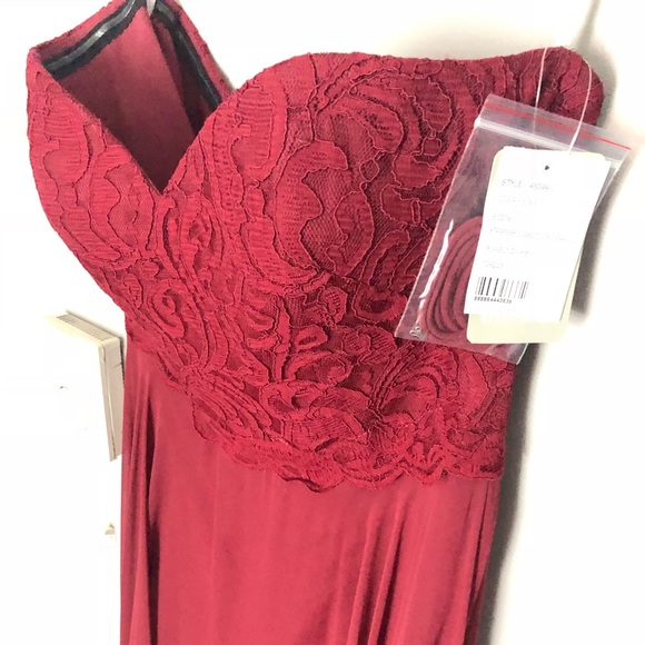 Formal Winter Gown! Size 6 NEVER WORN OR ALTERED - Picture 6 of 8